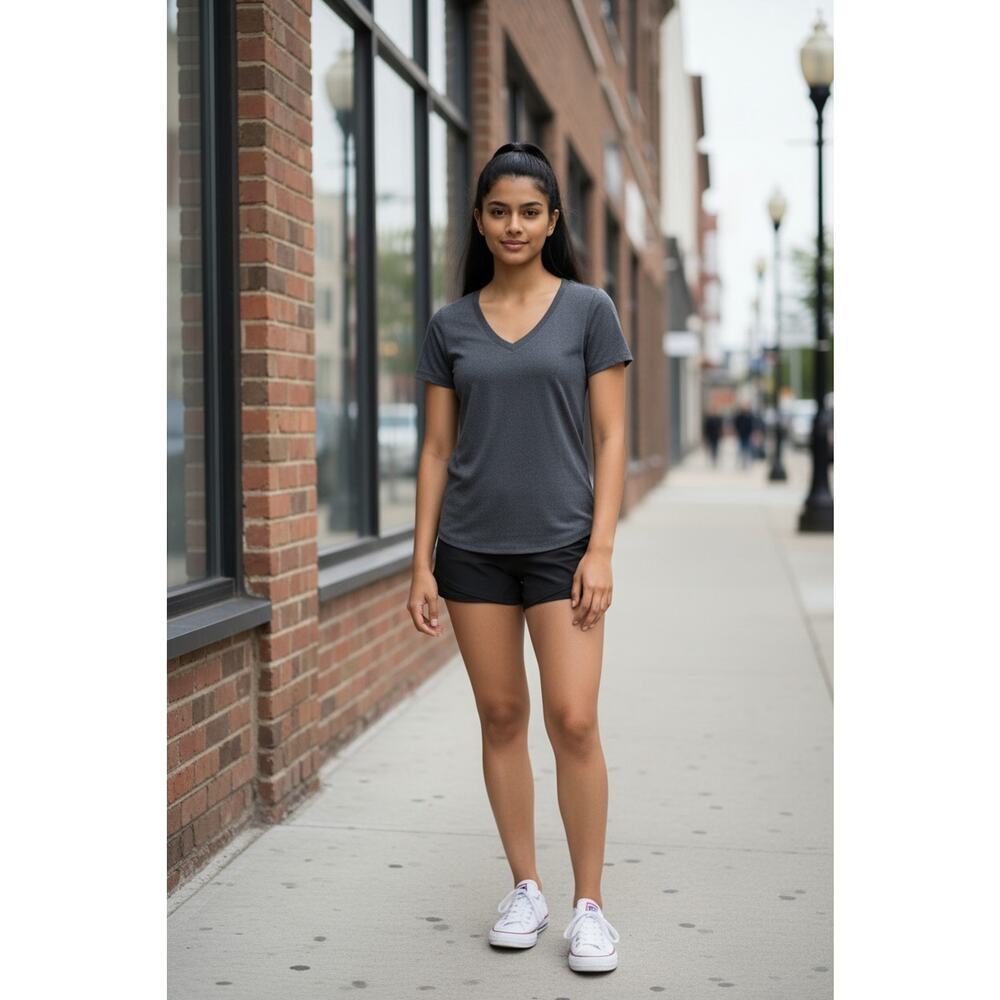 Eddie Bauer Women's Soft Cotton Short Sleeve V-Neck Classic T-Shirt Sz S Gray
